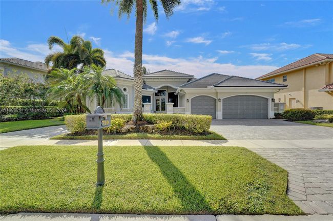 710 Leigh Palm Ave, House other with 4 bedrooms, 3 bathrooms and null parking in Plantation FL | Image 2