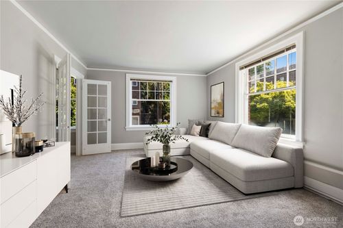 202-321 Boylston Ave E, Seattle, WA, 98102-5345 | Card Image