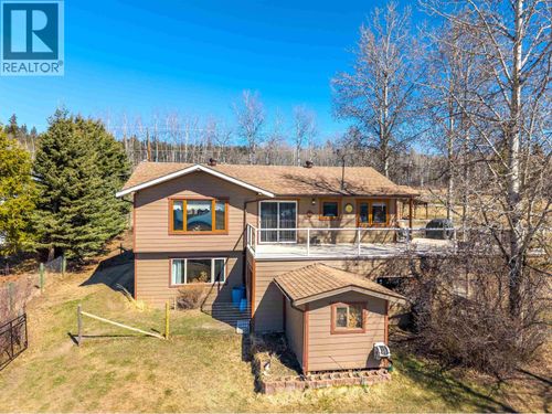 6072 Lakeshore Dr, 100 Mile House, BC, V0K2E3 | Card Image