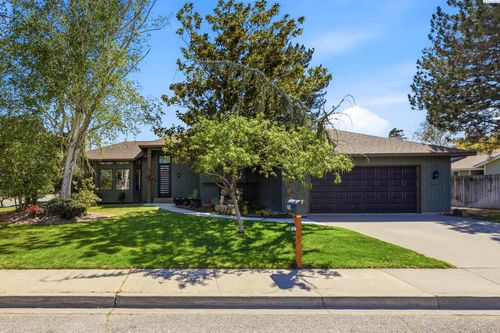 303 Spring St, Richland, WA, 99354-1645 | Card Image