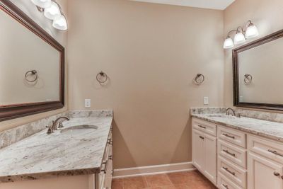 Master Bath with 2 Sinks and Granite Counters. | Image 3