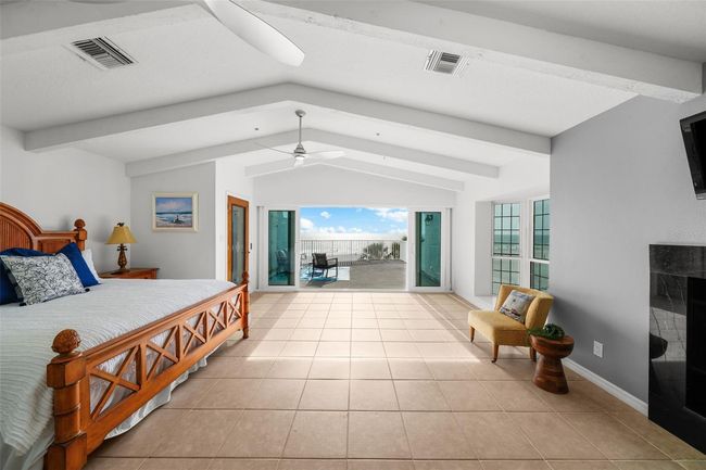 APT-225 - 17960 Gulf Blvd, Townhouse with 5 bedrooms, 4 bathrooms and null parking in REDINGTON SHORES FL | Image 27