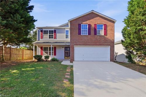 4576 Vernon Farms Boulevard, Kernersville, NC, 27284 | Card Image