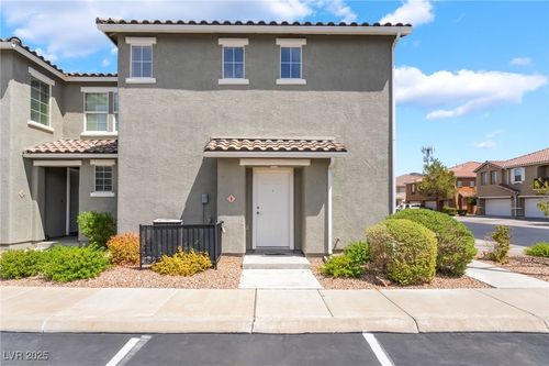 unit-3-1362 Grass Creek Ave, Henderson, NV, 89012-5941 | Card Image
