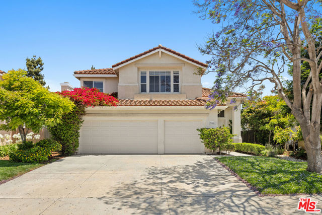 Avenida Valencia , Camarillo, CA 93012
