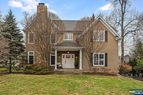 425 Rock Road, Glen Rock, NJ, 07452 | Card Image