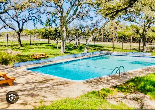 Community Pool | Image 9