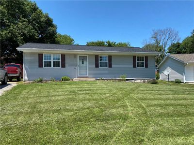 704 S Laura Street, House other with 3 bedrooms, 2 bathrooms and null parking in Maryville MO | Image 1