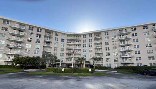 apt-4s-2851 S Ocean Blvd, Boca Raton, FL, 33432-8406 | Card Image