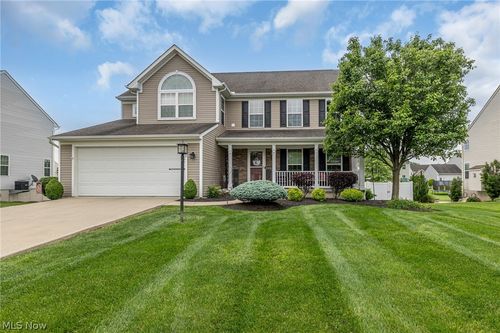 3228 Burnham Dr, Brunswick, OH, 44212-1375 | Card Image