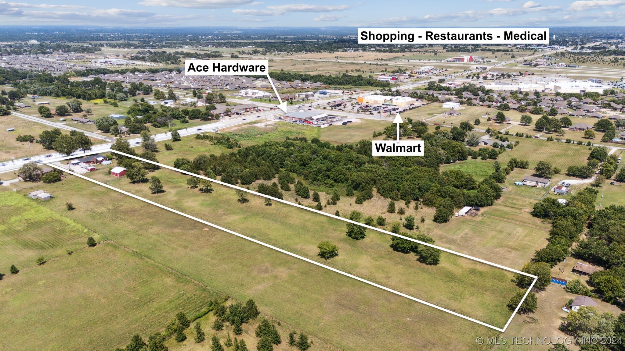 116th St, Collinsville, OK 74021