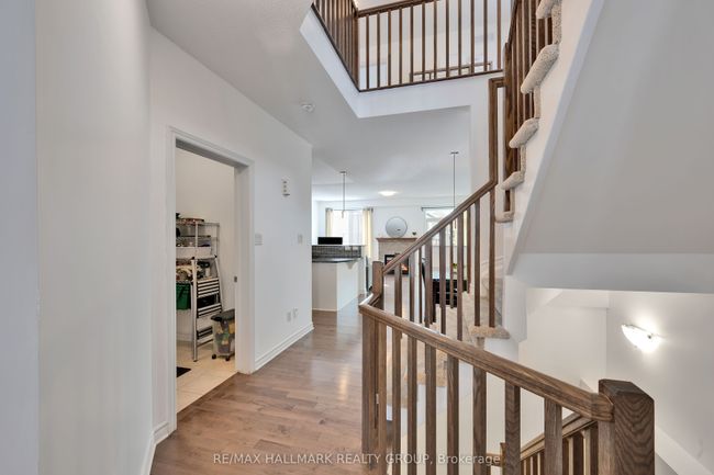 1111 Cobble Hill Dr, House attached with 3 bedrooms, 4 bathrooms and 1 parking in Nepean ON | Image 7