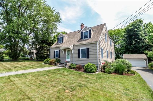 638 Garden Street, Trumbull, CT, 06611 | Card Image