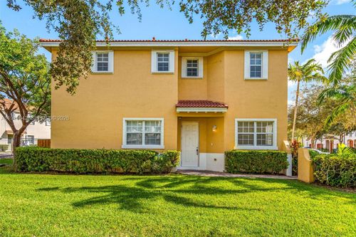 2109 Ne 3rd Ct, Homestead, FL, 33033-6044 | Card Image