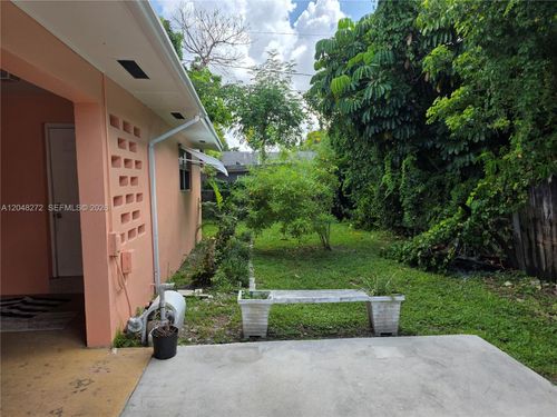 s-6130 Funston St, Hollywood, FL, 33023-1827 | Card Image