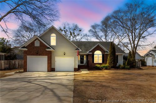 5414 Outer Banks St, Hope Mills, NC, 28348-8343 | Card Image