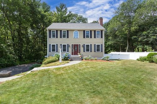 23 Indian Ln, Franklin, MA, 02038-1299 | Card Image