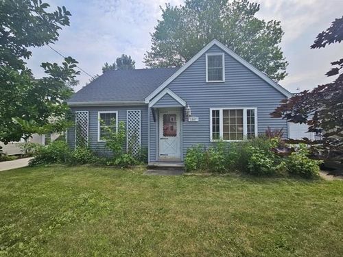 1507 S Chestnut Ave, Marshfield, WI, 54449-4910 | Card Image
