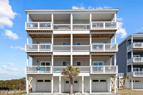 206 Goldsboro Dr, N Topsail Beach, NC, 28460-2500 | Card Image