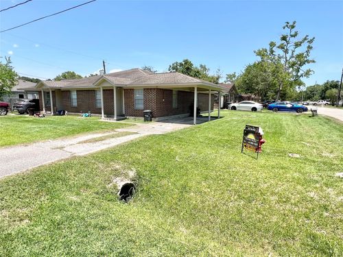 4023 Avenue Q 1/2, Santa Fe, TX, 77510-9020 | Card Image