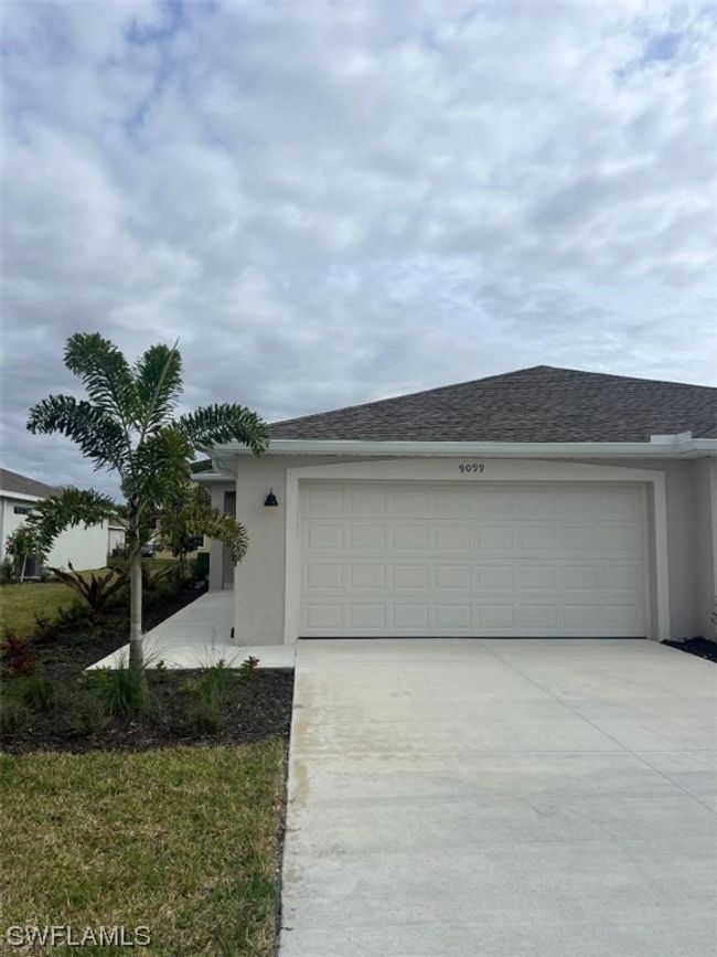 9099 Leatherwood Loop, Home with 2 bedrooms, 2 bathrooms and null parking in Lehigh Acres FL | Image 2