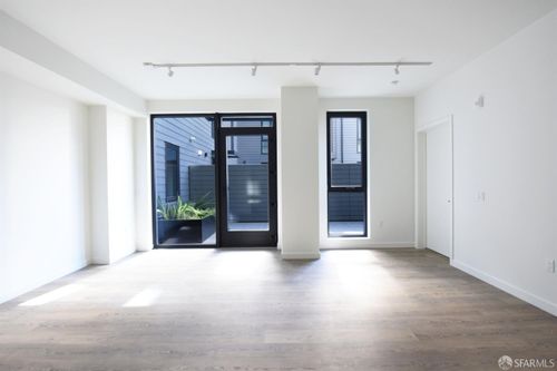 bm3-395 6th Street, San Francisco, CA, 94107 | Card Image