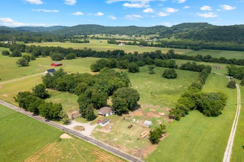 2943 Cheese Rd, Petersburg, TN, 37144-2120 | Card Image