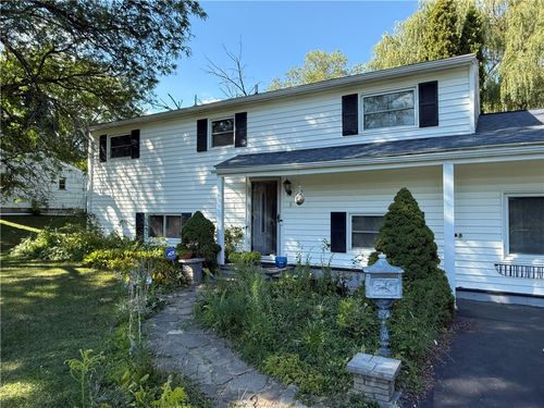 9 Amesbury Rd, Rochester, NY, 14623-5313 | Card Image