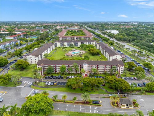 apt-209a-1601 Sw 128th Ter, Pembroke Pines, FL, 33027-6831 | Card Image