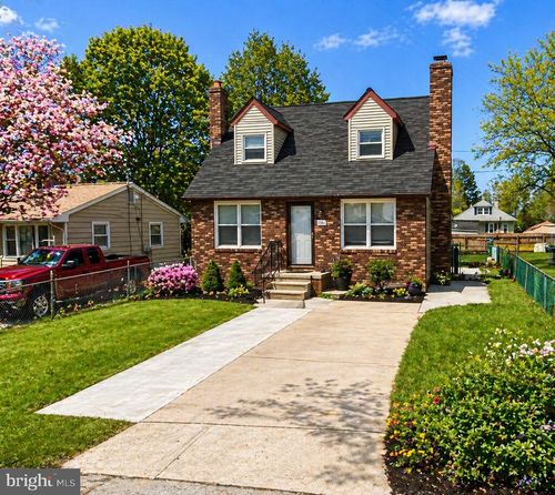 3207 Janice Ave, BALTIMORE, MD, 21227-1813 | Card Image