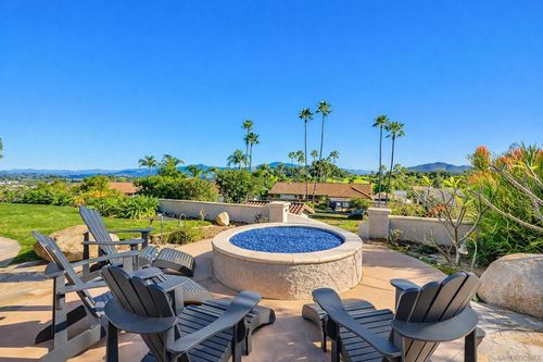 1427 Buckskin Dr, Escondido, CA, 92029-5533 | Card Image