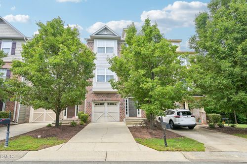 232 Linden Park Ln, Cary, NC, 27519-9117 | Card Image