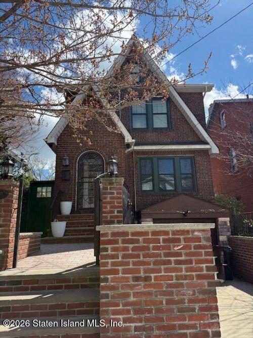 52 Park Pl, Staten Island, NY, 10301-1344 | Card Image