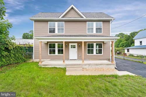 4437 Dupont Pkwy, TOWNSEND, DE, 19734-9399 | Card Image