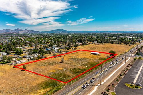 3131 Sw Highland Ave, Redmond, OR, 97756-8209 | Card Image