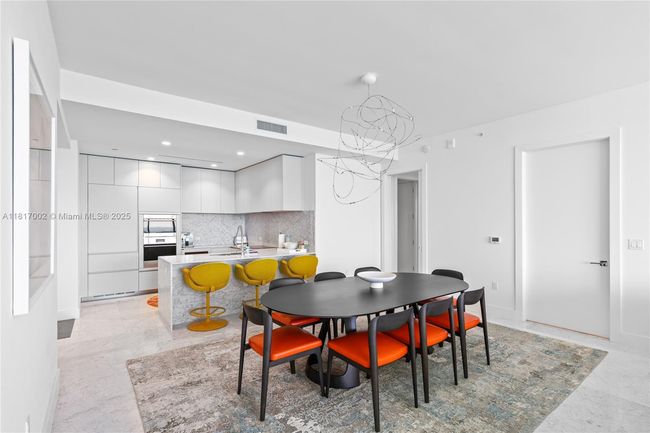 APT-1602 - 5775 Collins Ave, Condo with 2 bedrooms, 3 bathrooms and null parking in Miami Beach FL | Image 16