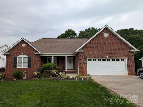 1764 Pipers Ridge Cir Nw, Conover, NC, 28613-8096 | Card Image
