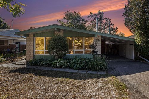 1938 Featherston Dr, Ottawa, ON, K1H6P8 | Card Image