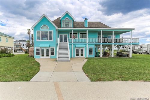 145 W Harbor Dr, Lake Charles, LA, 70607-8820 | Card Image