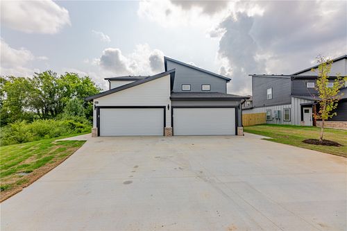 2-1402 Sw Poigai Way, Bentonville, AR, 72713 | Card Image