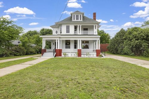 205 W Main Street, WEYAUWEGA, WI, 54983 | Card Image