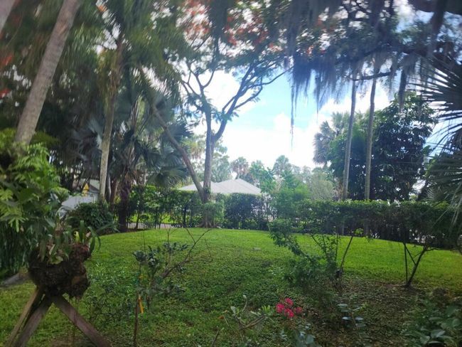 576 Sw Rustic Cir, House other with 3 bedrooms, 2 bathrooms and null parking in Stuart FL | Image 64