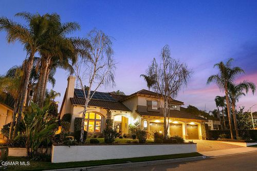 136 Heath Meadow Pl, Simi Valley, CA, 93065-7009 | Card Image