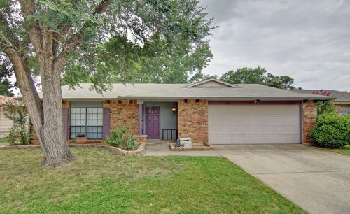 4116 Staghorn Cir S, Fort Worth, TX, 76137-1158 | Card Image