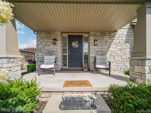 1604 White Blossom Ln, Howell, MI, 48843-8215 | Card Image
