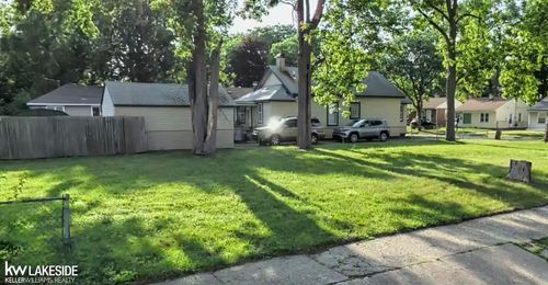 1336 E Meyers Avenue, Hazel Park, MI, 48030 | Card Image