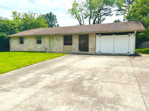 1709 W Sunset Dr, Carbondale, IL, 62901-2152 | Card Image