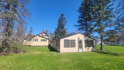 1710 6th St E, Ashland, WI, 54806-2220 | Card Image