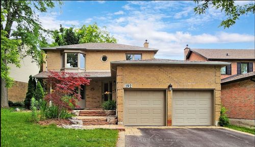 192 Tamarac Trail, Aurora, ON, L4G5V6 | Card Image