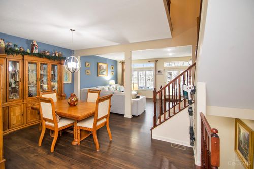 5927 Castlewood Xing, Milford, OH, 45150 | Card Image